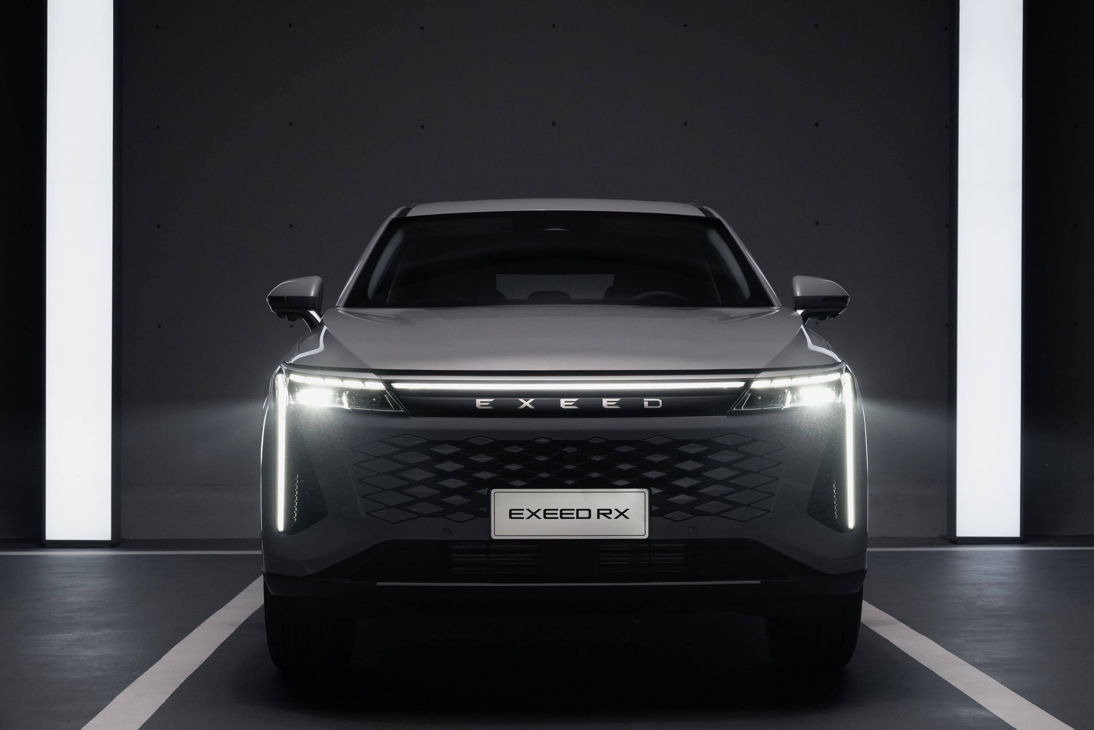 DYNAMIC POWER AT YOUR COMMAND