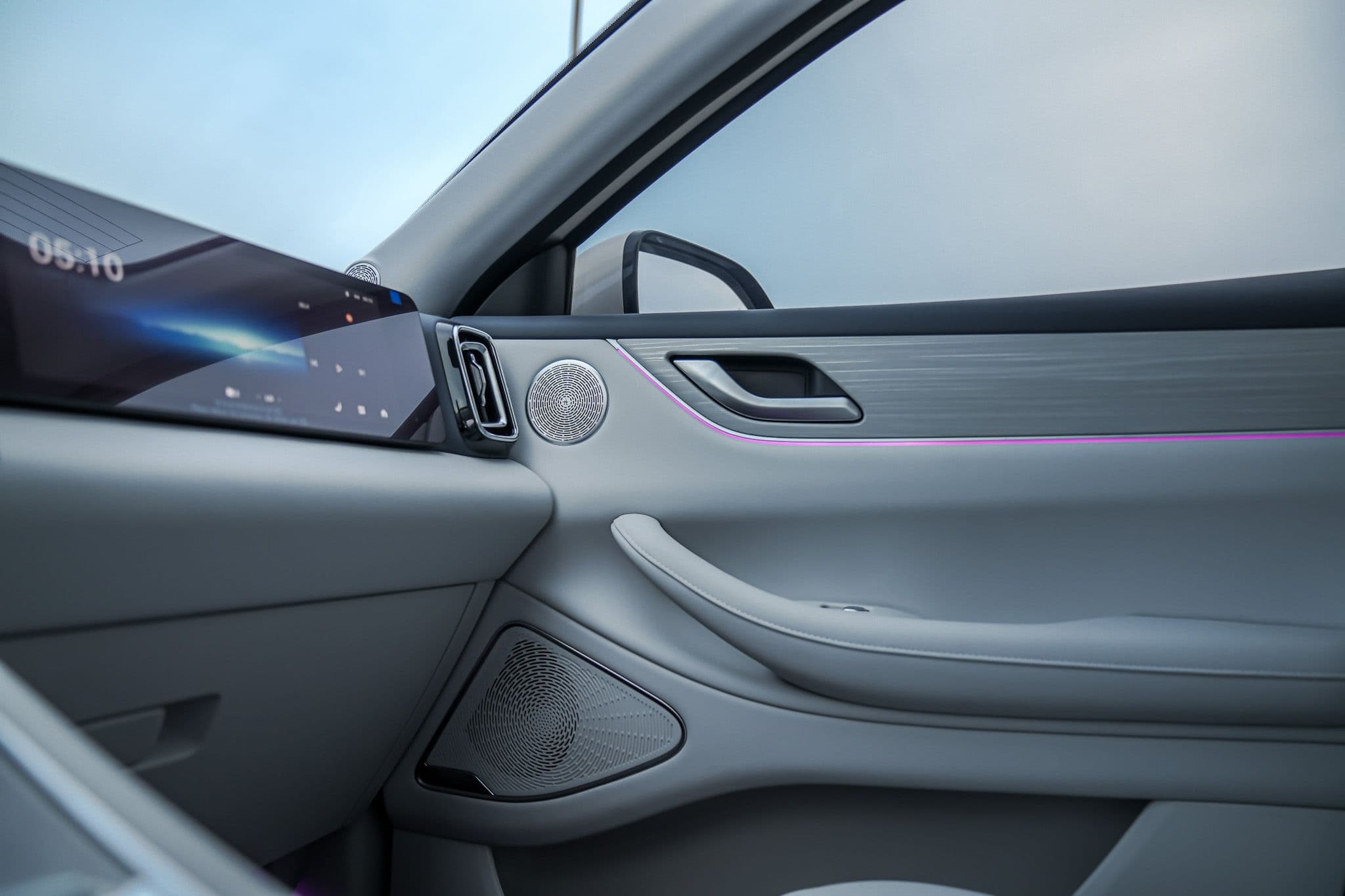 Radio, Bluetooth, USB with audio system